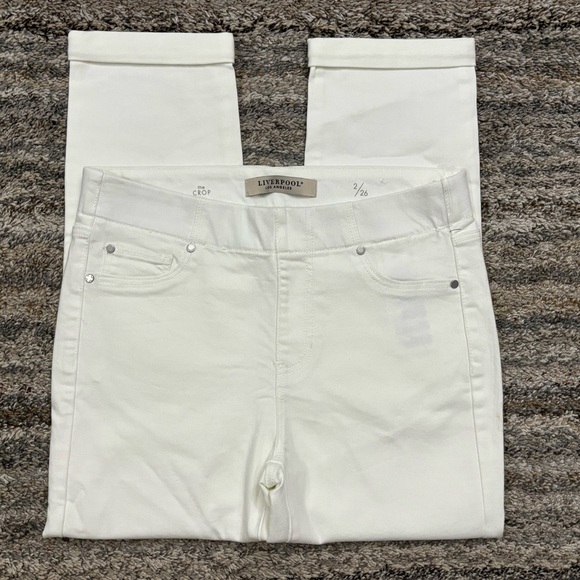 Liverpool Denim - NWOT Liverpool The Crop Jeans Sz 2/26 | Liverpool Cropped Straight Leg Jeans-